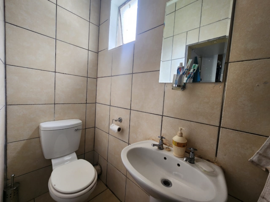 1 Bedroom Property for Sale in Cambridge West Eastern Cape